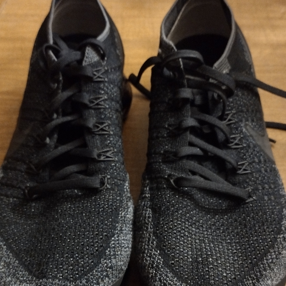 Women's Nike sneakers